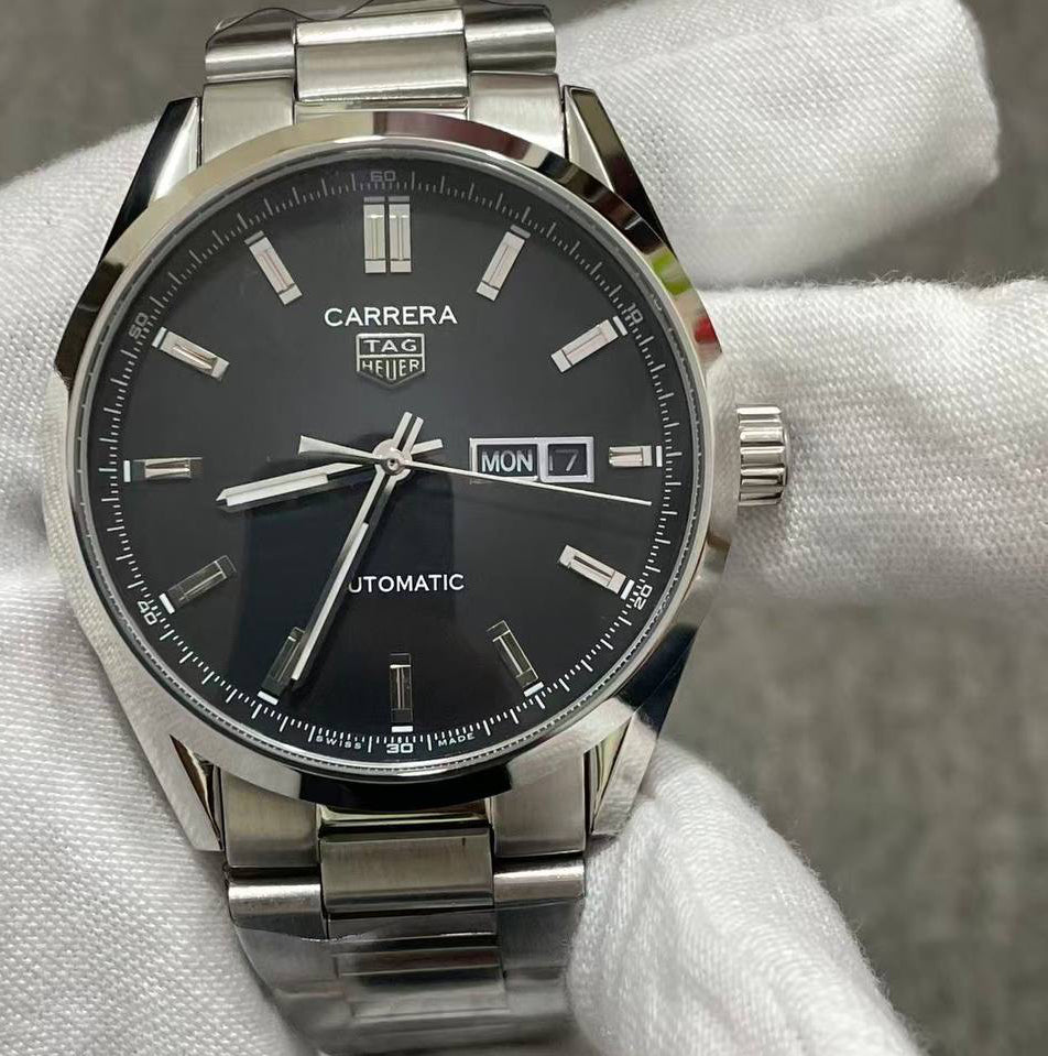 Tag Heuer Carrera