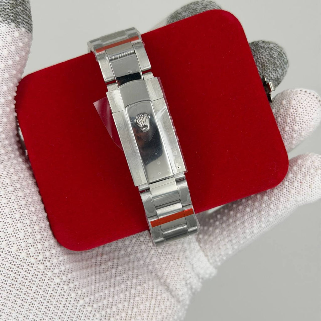 Milgauss Label Noir Tourbillon
